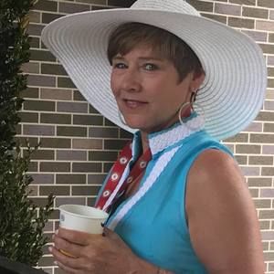 Meet your Posher, Julia